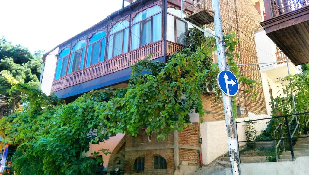 Hotel Sunny Tiflis Exterior foto