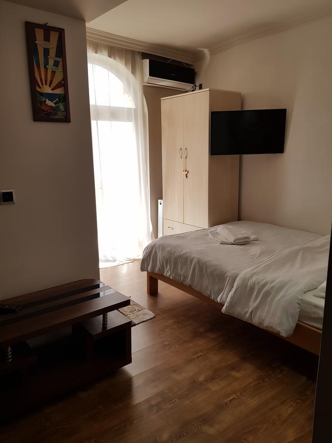 Hotel Sunny Tiflis Exterior foto