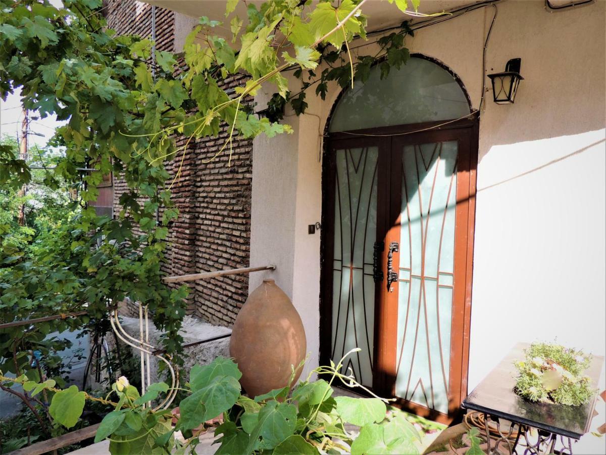 Hotel Sunny Tiflis Exterior foto